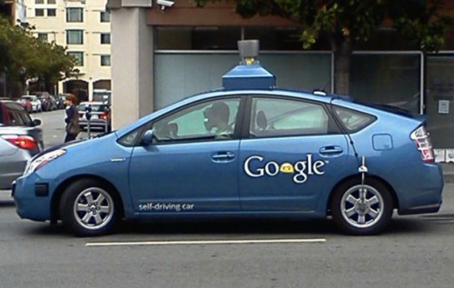 埃隆·马斯克：在与谷歌商讨开发无人驾驶汽车