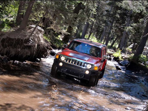 Hummer H3 Rubicon Trail Off-road 2007 - Top View