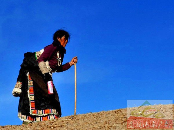 惊人相似！中国109国道VS美国66号公路